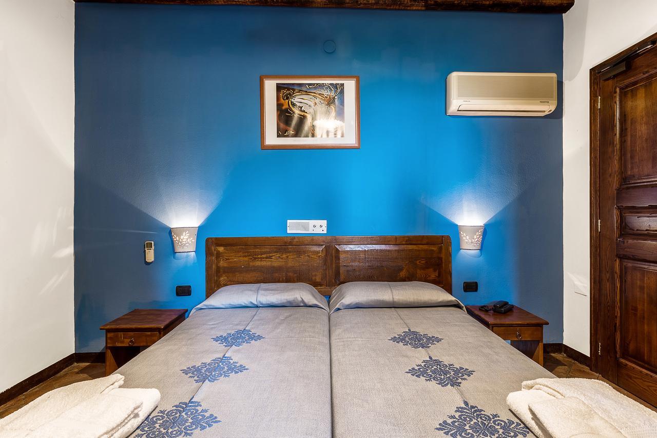 Hotel Santa Maria Santa Maria Navarrese Buitenkant foto